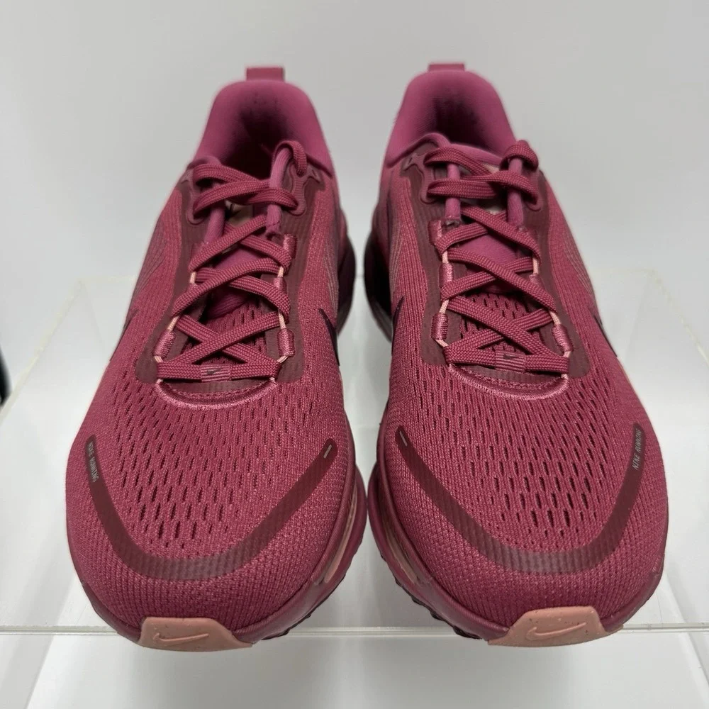 Nike Vomero 18 Sweet Beet/Bordeaux HM6804-604 Running Shoes Women's Size 8.5